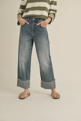 MM353P30  Straight Cuffed Jean