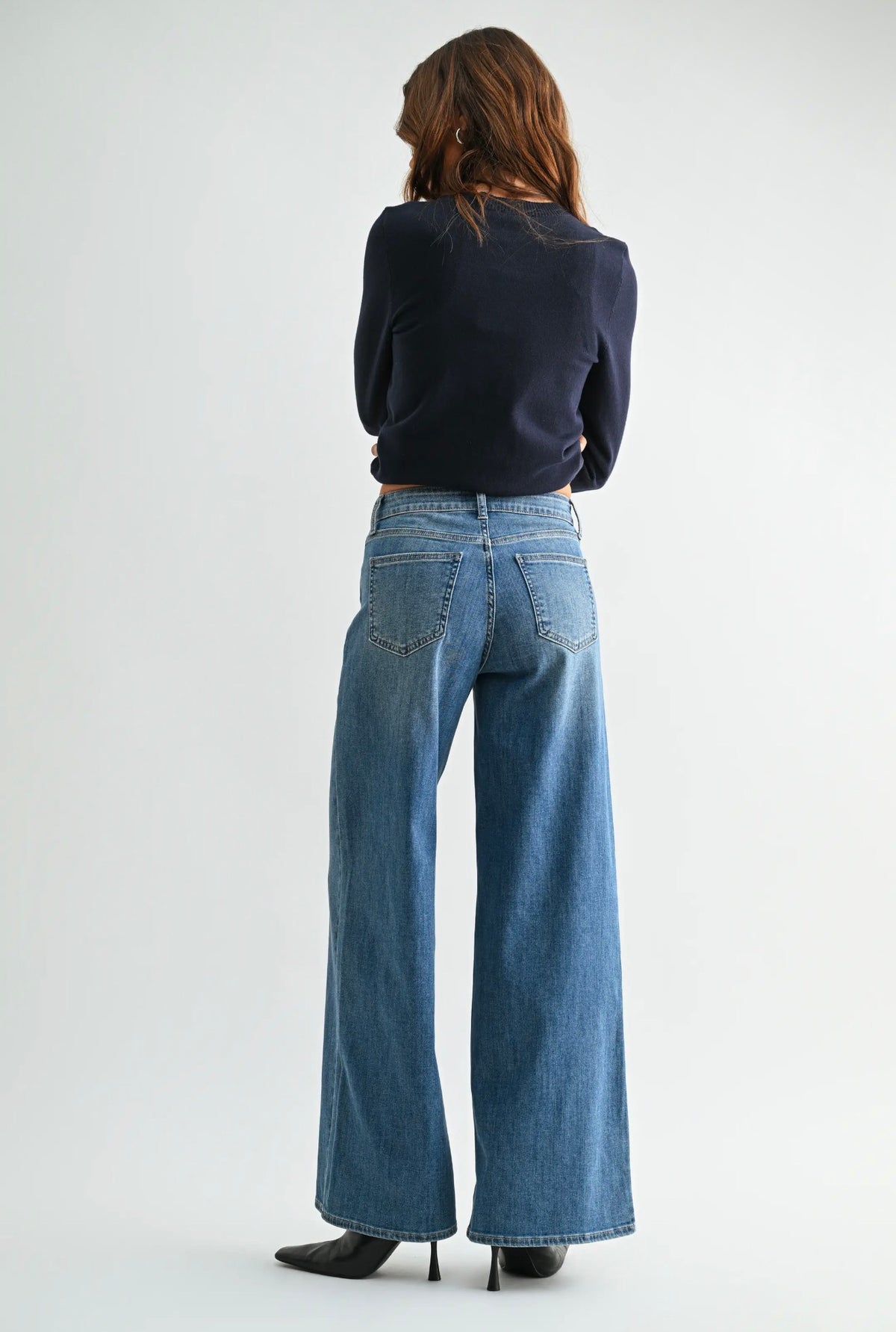 DP876 Lightweight Button Relaxed Jean