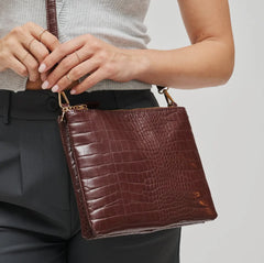 JUDY Crossbody